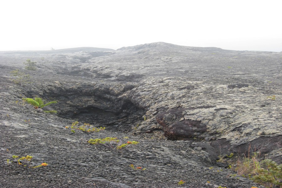 ../image/volcano - lava fissure.jpg